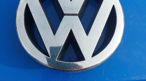 Emblema VW Golf 5 cod: 1T0853601