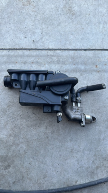 Epurator Audi S8 S6 motor 5.2 FSI V10 cod 079 103 464 D