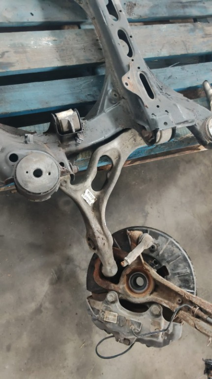 Etrier fata Audi Q7 4L 4.2 TDI cod motor