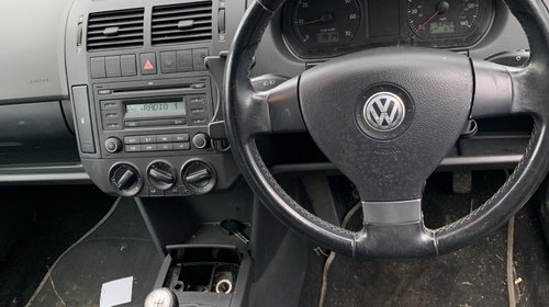 Etrier frana dreapta fata Volkswagen Polo 9N 2009 Coupe 9N3 1.2 benzina BBM