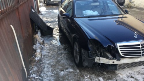 Etrier frana dreapta spate Mercedes E-CLASS W211 2008 limuzina 3.0