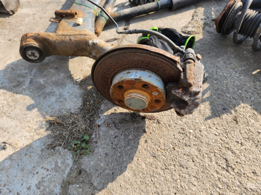 Bagues De Montage D'essieu Arrière X2 Pour Skoda Fabia, Octavia, Roomster... - Réf 011GCS4287, Neuf