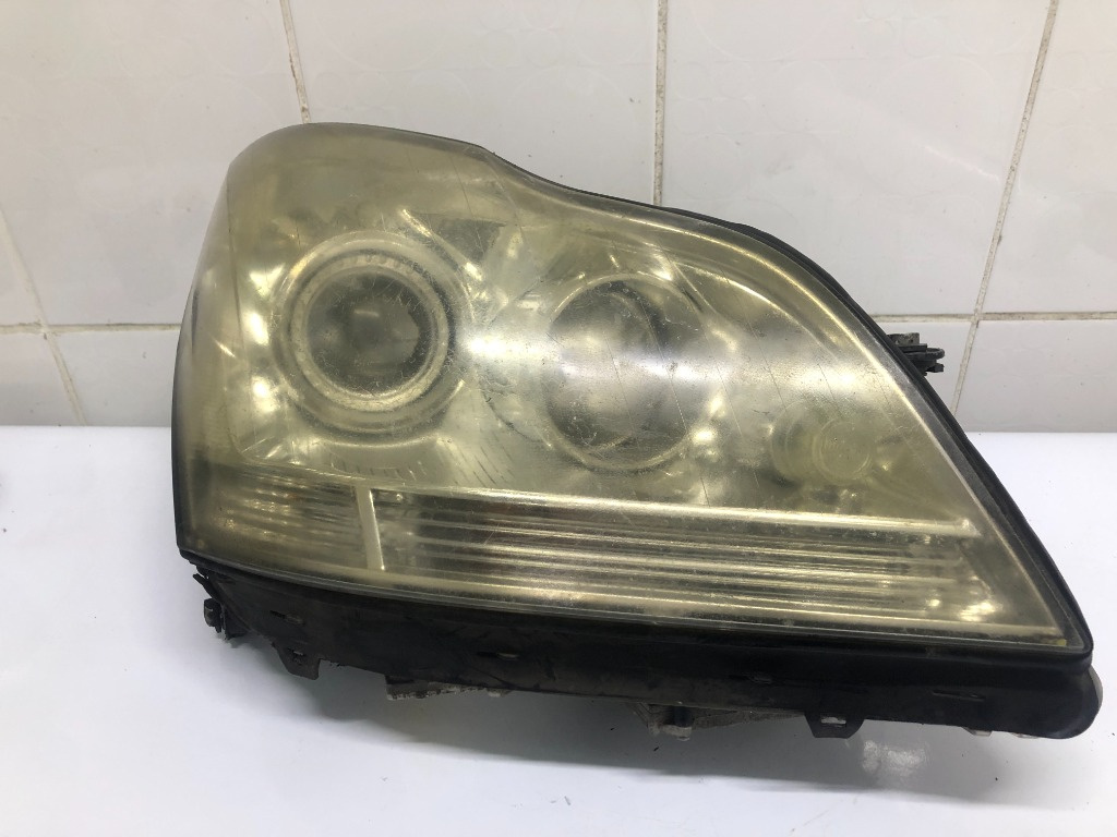 FA DREAPTA BI-XENON MERCEDES ML W164 2005-2011