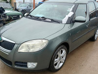 Far cu lupa stanga Skoda Roomster, Fabia 2