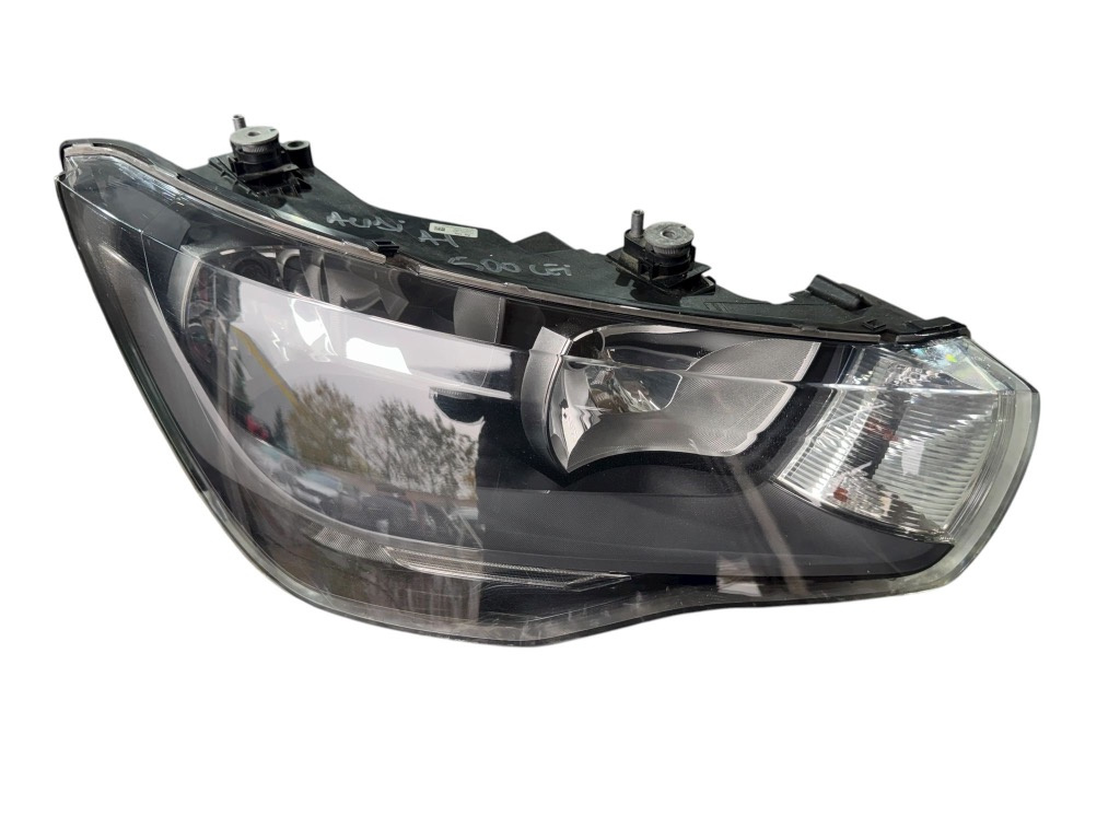 Far Dreapta Audi A1 Halogen