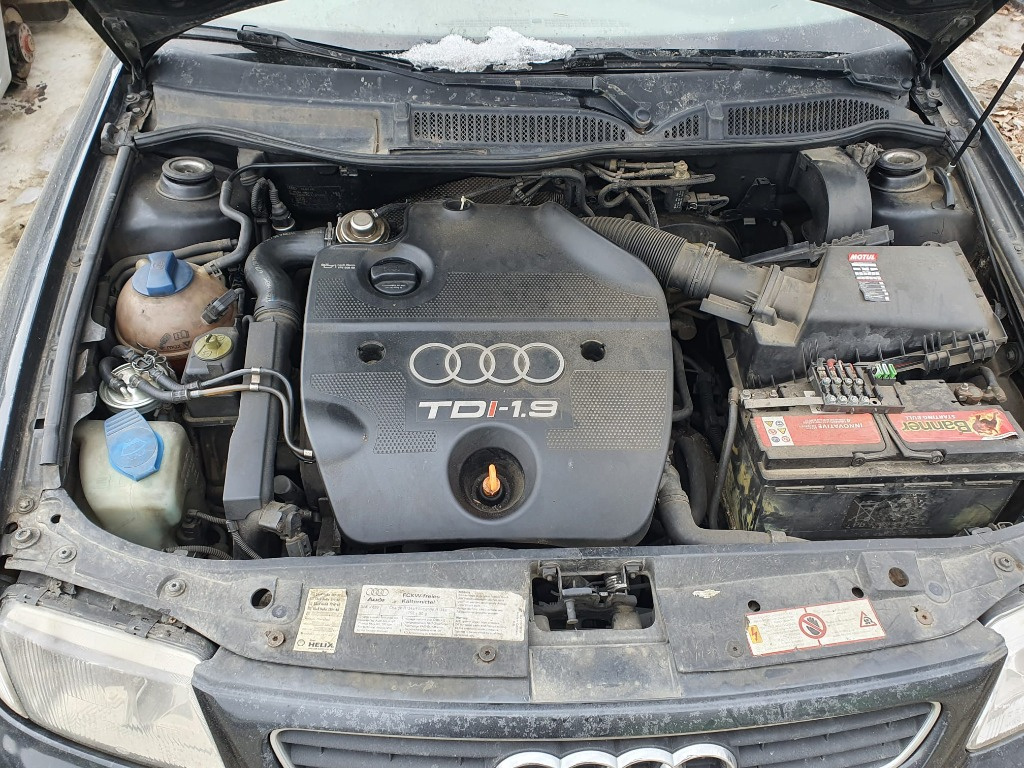 Far dreapta Audi A3 8L 2000 hatchback 1.