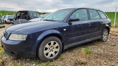 Far dreapta Audi A4 B6 2004 Break 1.9 tdi 116cp