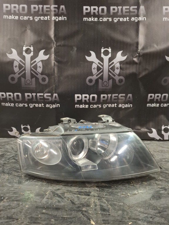 Far dreapta Audi A4 B6 halogen - imagine 1