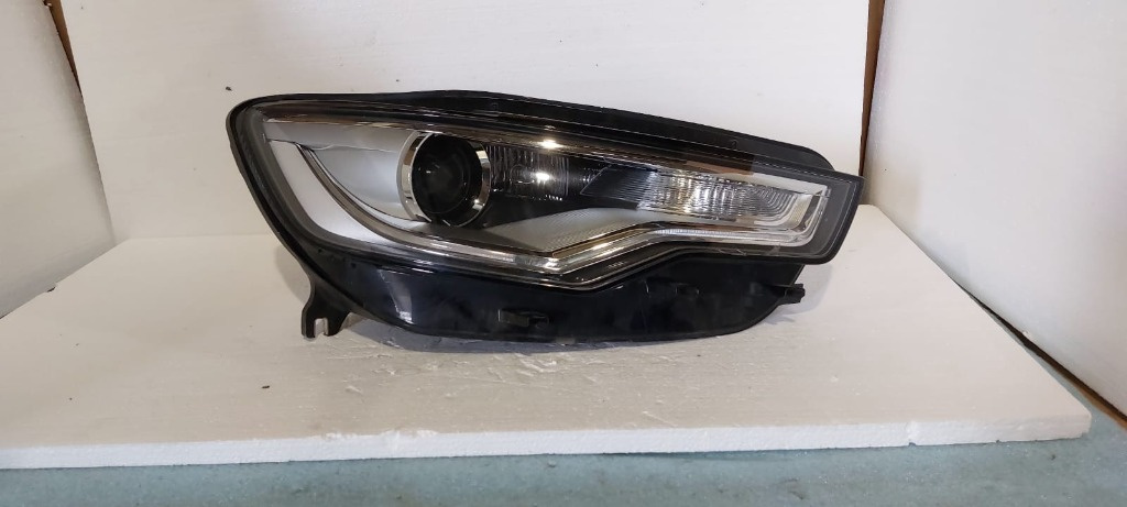Far dreapta Bi - Xenon Audi A6 C7 2010- 