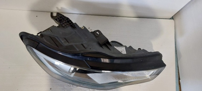 Far dreapta Bi - Xenon Audi A6 C7 2010- 