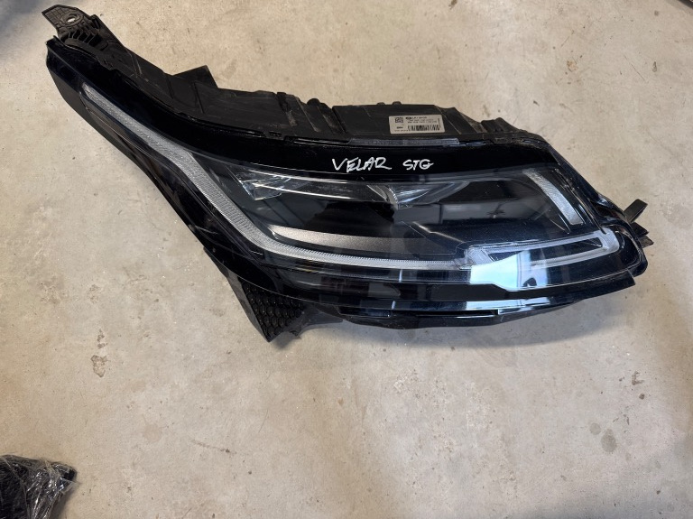 Far dreapta + calculator Land Rover Range Rover Velar FULL LED L560 2019/2020/2021/2022