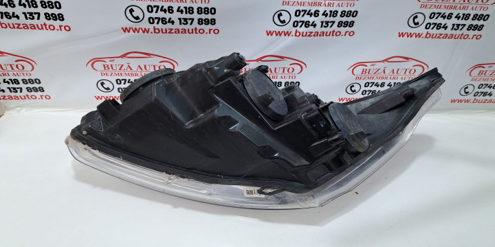 Far dreapta Cod: BK2113D152B Ford Transi