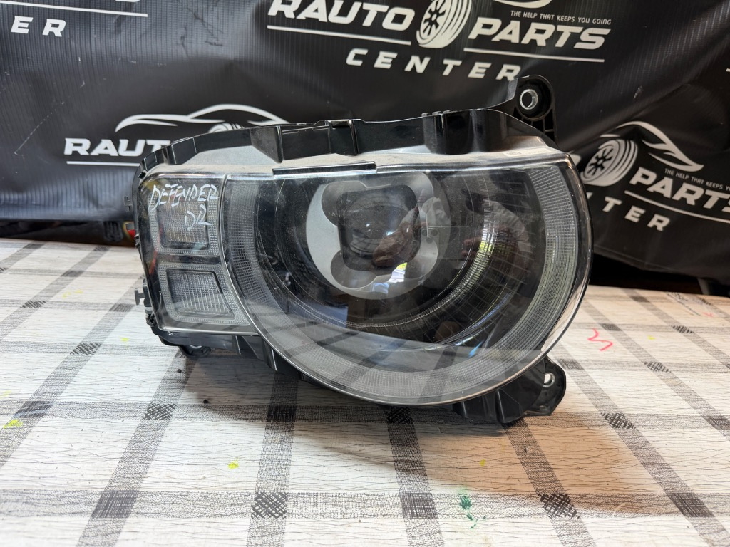 Far dreapta complet Land Rover Range Rover Defender L663 FULL LED 2020/2021/2022/2023/2024