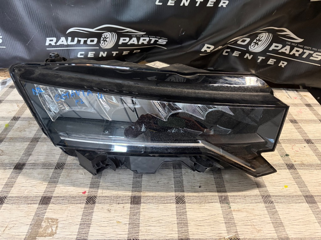 Far dreapta complet Skoda Octavia 4 Facelift FULL LED 5E4941010 2023/2024/2025