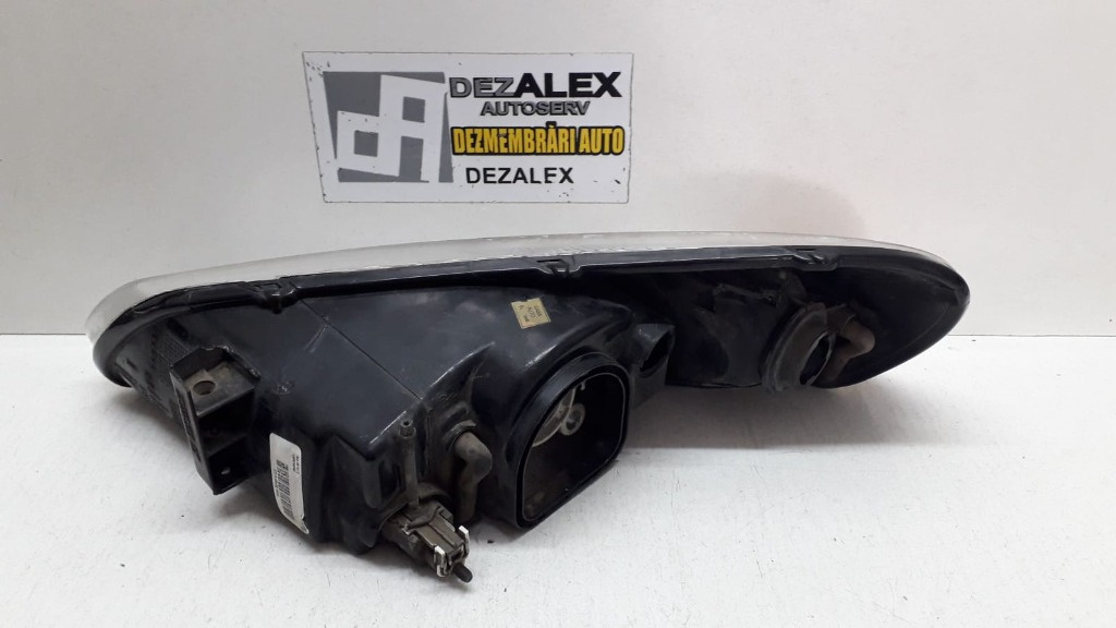 Far dreapta cu defect Chrysler Sebring c