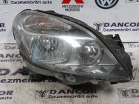 FAR DREAPTA CU O PRINDERE RUPTA MERCEDES B-CLASS W246 AN 2013 A2468200261