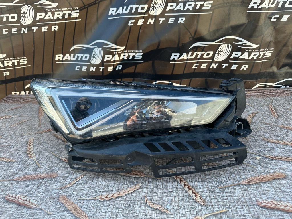 Far dreapta cu suport Seat Tarraco FULL LED 2019/2020/2021/2022