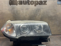 Far dreapta cu Xenon aftermarket Bmw X3 E83 2005 Europa