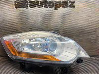 Far dreapta cu Xenon Ford Kuga 2008-2013