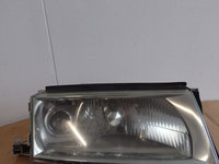 Far dreapta cu Xenon Skoda Octavia - COD yu3x13005