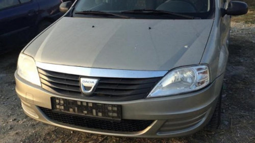 Far dreapta Dacia Logan prima generatie [face