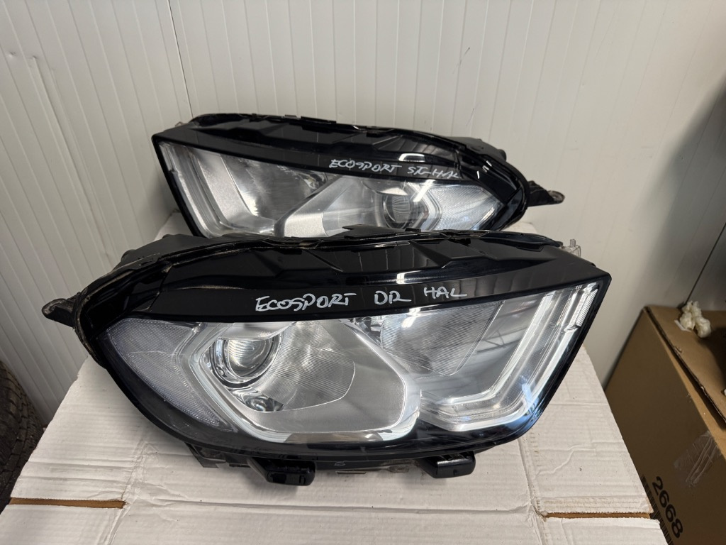 Far dreapta / far stanga Ford Ecosport FACELIFT 2017/2018/2019/2020 cod GN15-13W029-JG LUPA HALOGEN