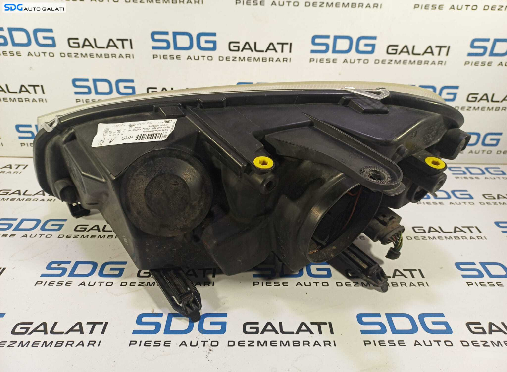 Far Dreapta FARA Xenon Ford C-Max 2007 -