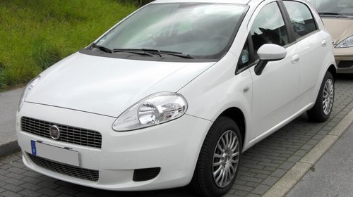 Far dreapta Fiat Grande Punto 1.3multijet 201