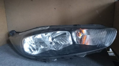 Far dreapta Ford Fiesta 2009-2013 C1BB-13W029