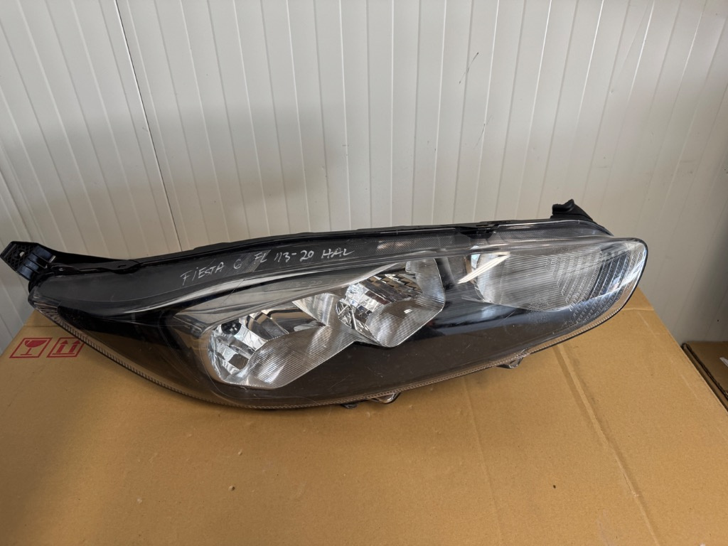 Far dreapta Ford Fiesta Mk6 Facelift HALOGEN 2012/2013/2014/2015/2016