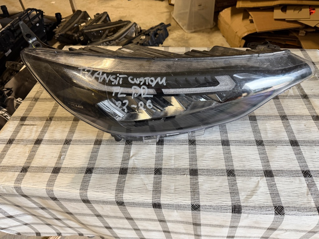 Far dreapta Ford Transit Custom Facelift MK2 FULL LED 2023/2024/2025/2026
