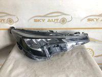 Far dreapta full led Toyota Corolla dupa 2018 cod 81110-02S60