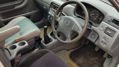 Far dreapta Honda CR-V 2000 SUV 4X4 2000B