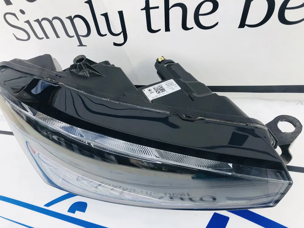 Far dreapta Led Skoda Scala cod 65794101