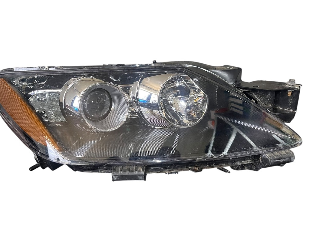 Far Dreapta Mazda CX-7 cu lupa și xenon EH10-51030