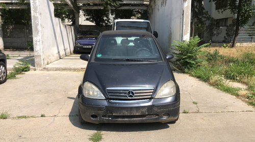 Far dreapta Mercedes A-Class W168 2000 hatchback 1.4