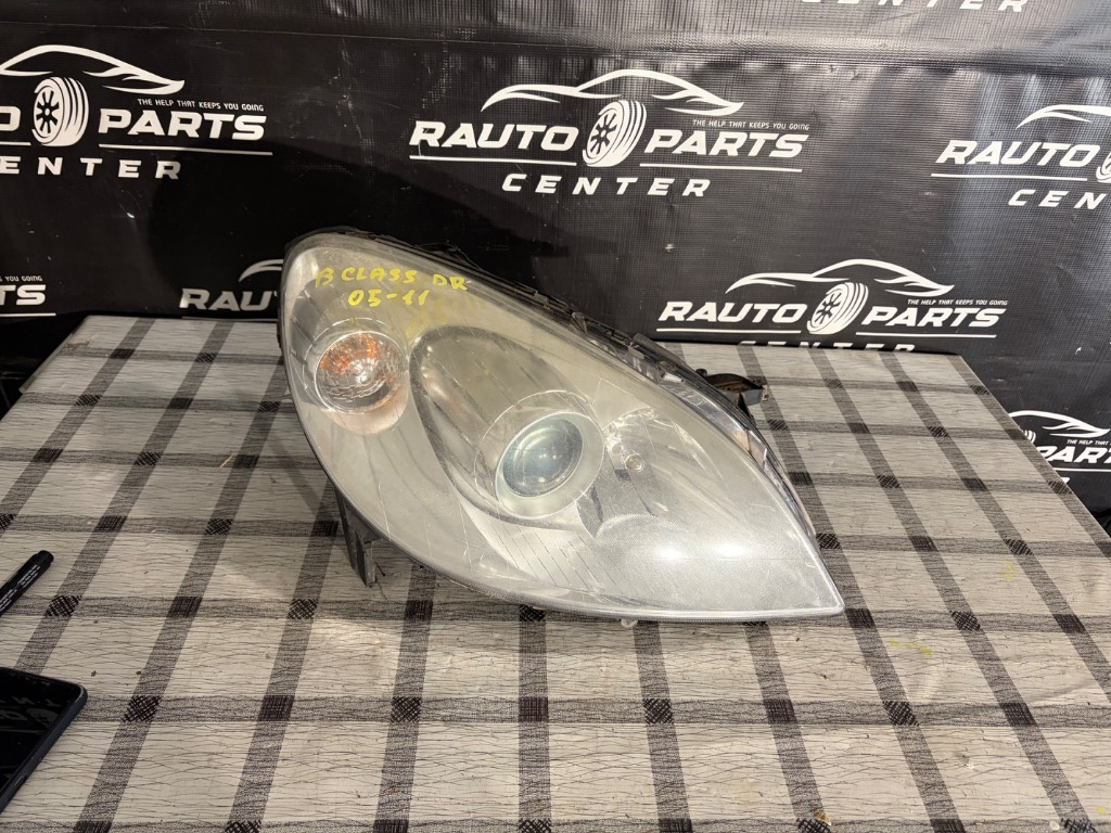 Far dreapta Mercedes B-Class W245 2005/2006/2007/2008/2009/2010