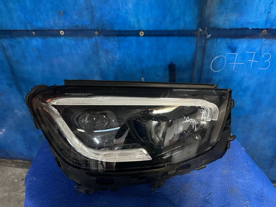 Far dreapta Mercedes Benz GLC W253 MULTIBEAM 2020/2021/2022/2023