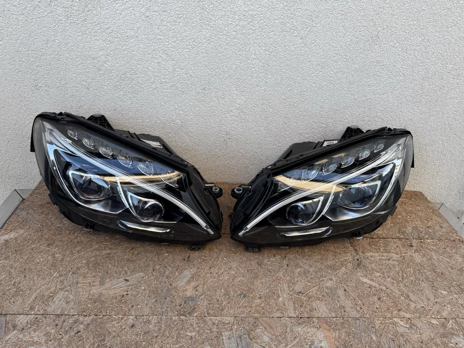 Far dreapta Mercedes C Class W205 Full L