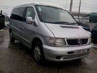 Far dreapta Mercedes VITO 2001 Bus 2.2 CDI