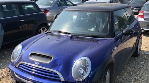 Far dreapta Mini Cooper S 2003 Hatchback 1.6