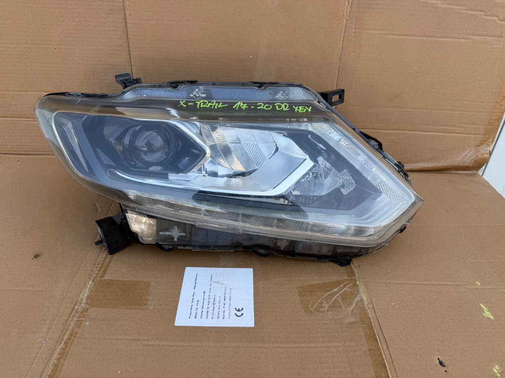 Far dreapta Nissan X-Trail T32 LUPA XENON 2017/2018/2019/2020/2021/2022