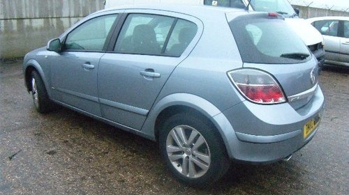 far dreapta opel astra h 1.6benzina