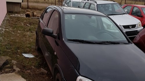 Far dreapta Opel Corsa C 2001 Hatchback 1.0 B