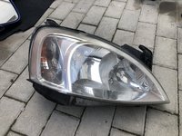 Far dreapta Opel Corsa C sau Opel Combo 2002