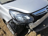 Far dreapta Opel Corsa D