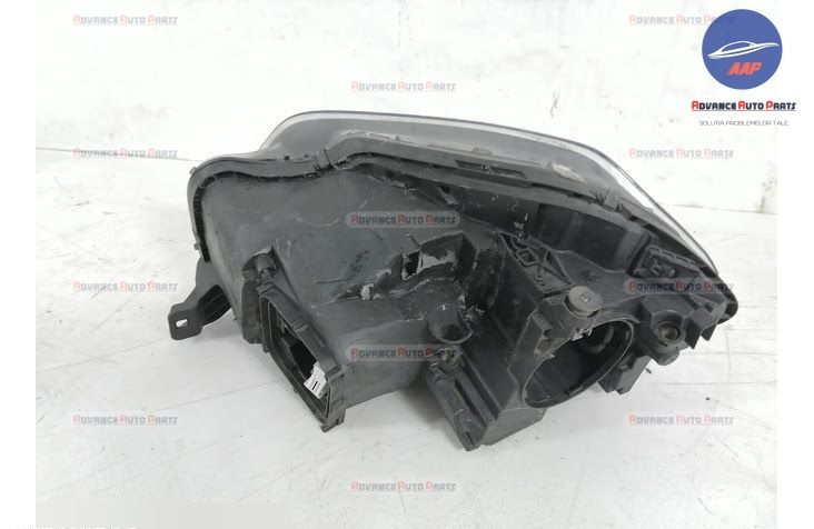Far Dreapta original Bi xenon Adaptiv IL
