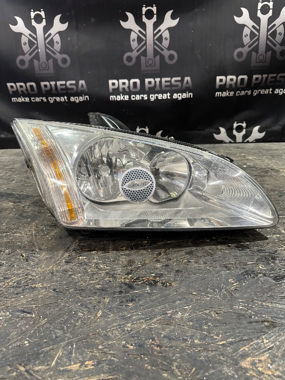 Far dreapta Original Ford Focus 2 - Fara defect - imagine 1
