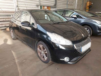 Far dreapta Peugeot 208 2012 HATCHBACK 1.6 HDI