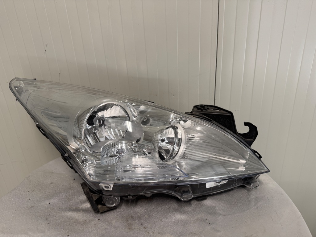 Far dreapta Peugeot 5008 2008/2009/2010/2011/2012/2013